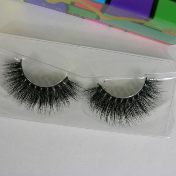 2 PAIRS! Handmade 100% Real Mink 3D Eyelashes (23) - Picture 5 of 5